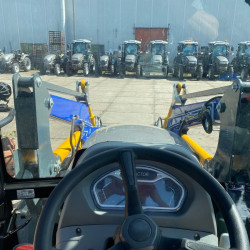 Трактор Скаут ТВ-904 С + Фронтальний навантажувач (щелепний ковш)