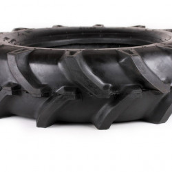 Покрышка с камерой 7.00-14"