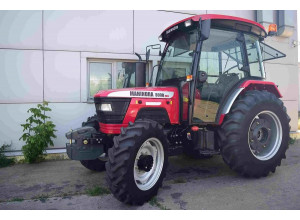 Трактор MAHINDRA 8000