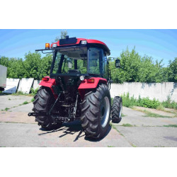 Трактор Mahindra 8000