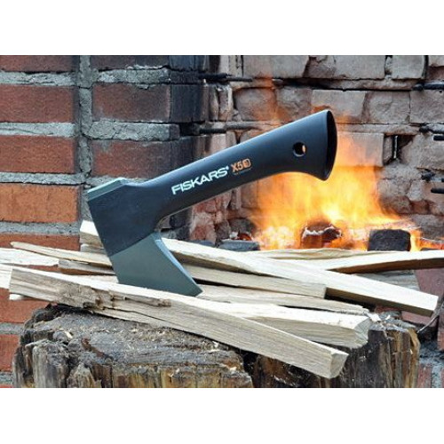 Топор для кемпинга Fiskars X5