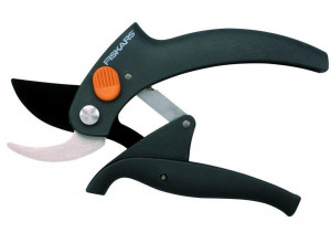 Площинний секатор Fiskars PowerLever