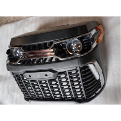 Передній пластик з фарами для тракторів XT-244