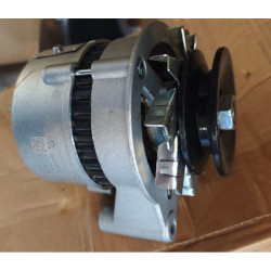 Генератор для тракторов ТЕ-504