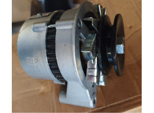 Генератор для тракторів ТЕ-504