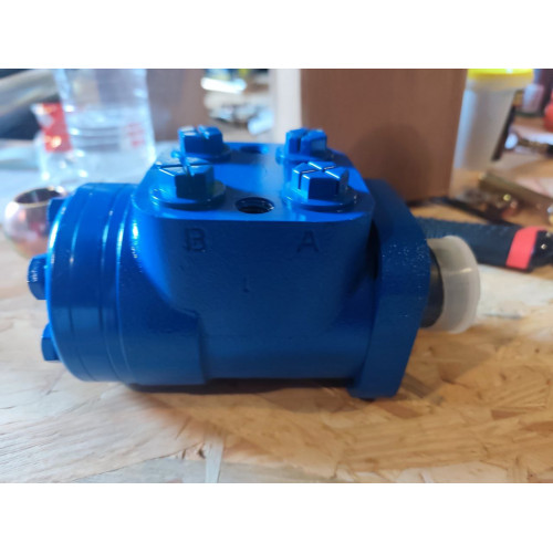 Рульовий дозатор для тракторів ТЕ-504