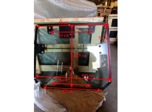 Заднє скло для тракторів ТE-504С (тип №2)