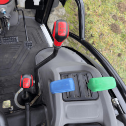 Трактор СКАУТ TB-904С с кондиционером БУ – 2024 год – 171 моточасов