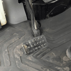 Трактор СКАУТ TB-904С с кондиционером БУ – 2024 год – 171 моточасов