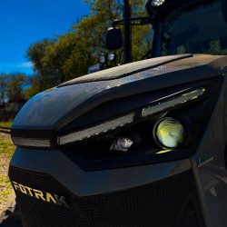 Трактор Fotrak LGF 904 з кондиціонером