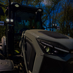 Трактор Fotrak LGF 904 з кондиціонером