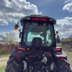 Трактор Fotrak LGF 904 з кондиціонером