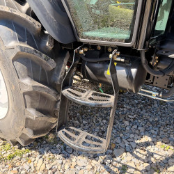 Трактор Fotrak LGF 904 з кондиціонером