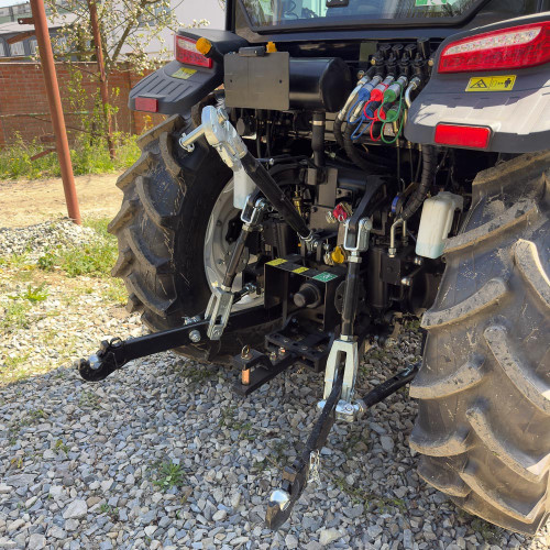 Трактор Fotrak LGF 904 з кондиціонером