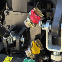 Трактор Fotrak LGF 904 з кондиціонером