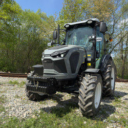 Трактор Fotrak LGF 904 з кондиціонером