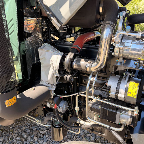 Трактор Fotrak LGF 904 з кондиціонером