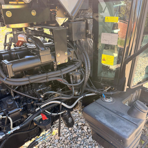 Трактор Fotrak LGF 904 з кондиціонером