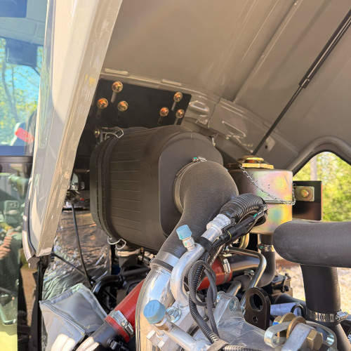 Трактор Fotrak LGF 904 з кондиціонером