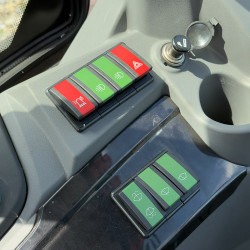 Трактор Fotrak LGF 904 з кондиціонером