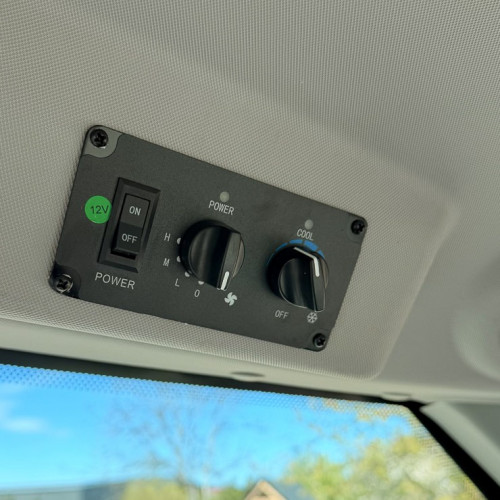 Трактор Fotrak LGF 904 з кондиціонером