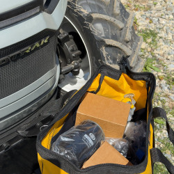 Трактор Fotrak LGF 904 з кондиціонером