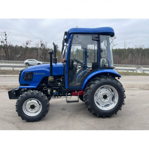 Минитрактор DONGFENG DF 404 G2 реверс с кабиной