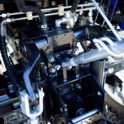 Мінітрактор Файтер Т-404СRD з кабіною