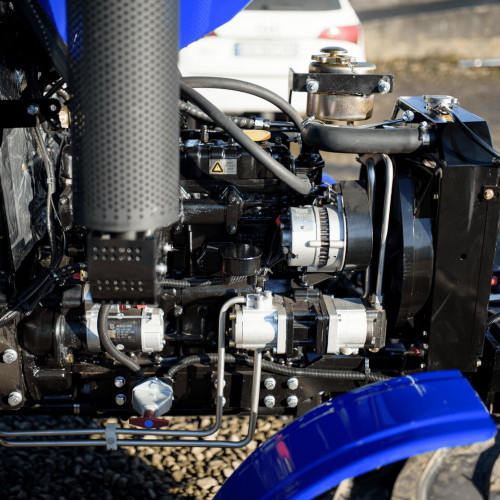 Мінітрактор Файтер Т-404СRD з кондиціонером