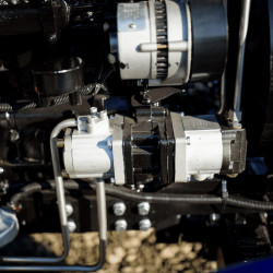 Мінітрактор Файтер Т-404СRD з кабіною