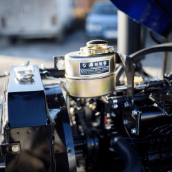 Мінітрактор Файтер Т-404СRD з кабіною