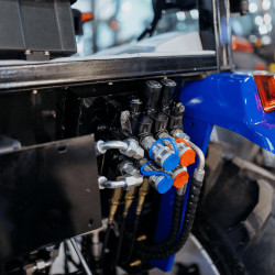 Мінітрактор Файтер Т-404СRD з кабіною