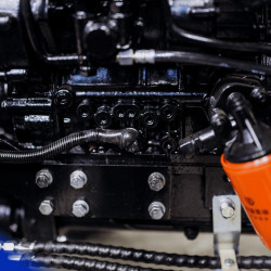 Мінітрактор Файтер Т-404СRD з кабіною