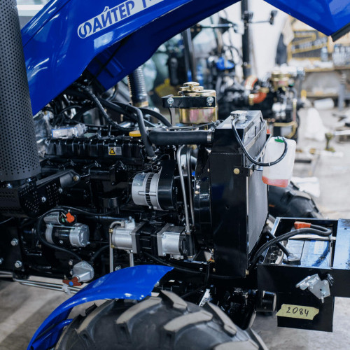 Минитрактор Файтер Т-404СRD с кабиной