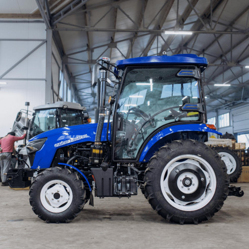 Минитрактор Файтер Т-404СRD с кабиной