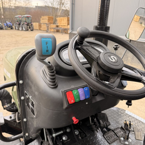 Мінітрактор Файтер Т-504RD з дашком