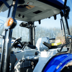 Мінітрактор Файтер Т-504СRD з кабіною