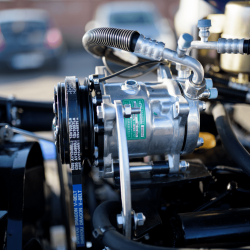 Мінітрактор Файтер Т-504СRD з кабіною