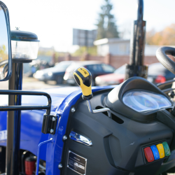 Минитрактор Файтер Т-254RD з козырьком