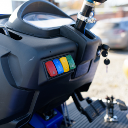 Минитрактор Файтер Т-254RD з козырьком