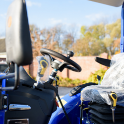 Минитрактор Файтер Т-254RD з козырьком