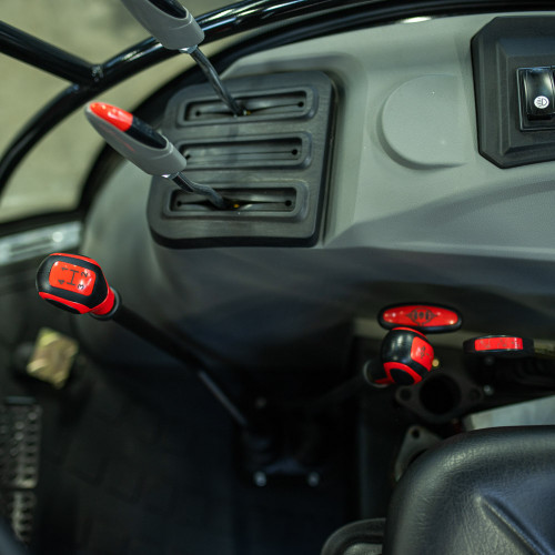 Мінітрактор СКАУТ ТЕ-504С RED з кондиціонером 