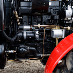 Мінітрактор СКАУТ ТЕ-504С RED з кондиціонером