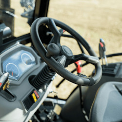 Мінітрактор СКАУТ ТЕ-504С RED з кондиціонером