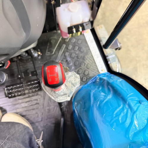 Мінітрактор СКАУТ TY-404С RED з кондиціонером (червоний)