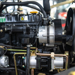 Мінітрактор СКАУТ TY-404С з кабіною