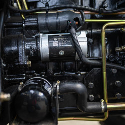 Мінітрактор СКАУТ TY-404С з кабіною