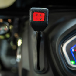 Мінітрактор СКАУТ TY-404С з кабіною