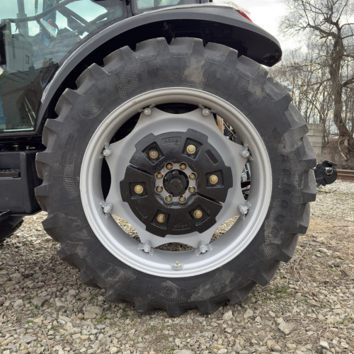 Трактор СКАУТ TB-904С з кондиціонером