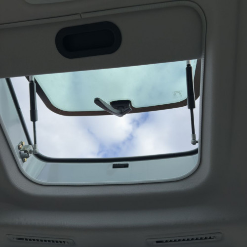 Трактор СКАУТ TB-904С з кондиціонером